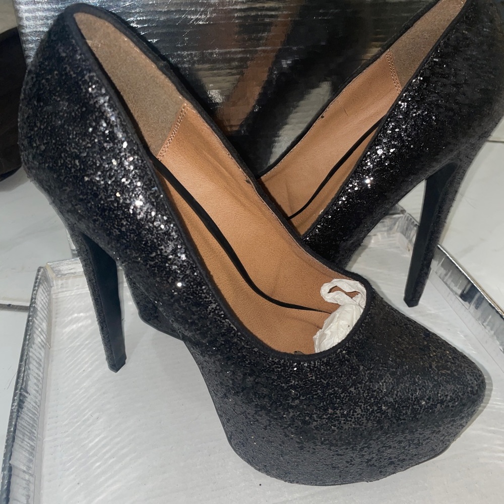 Black and gold glitter platform heels